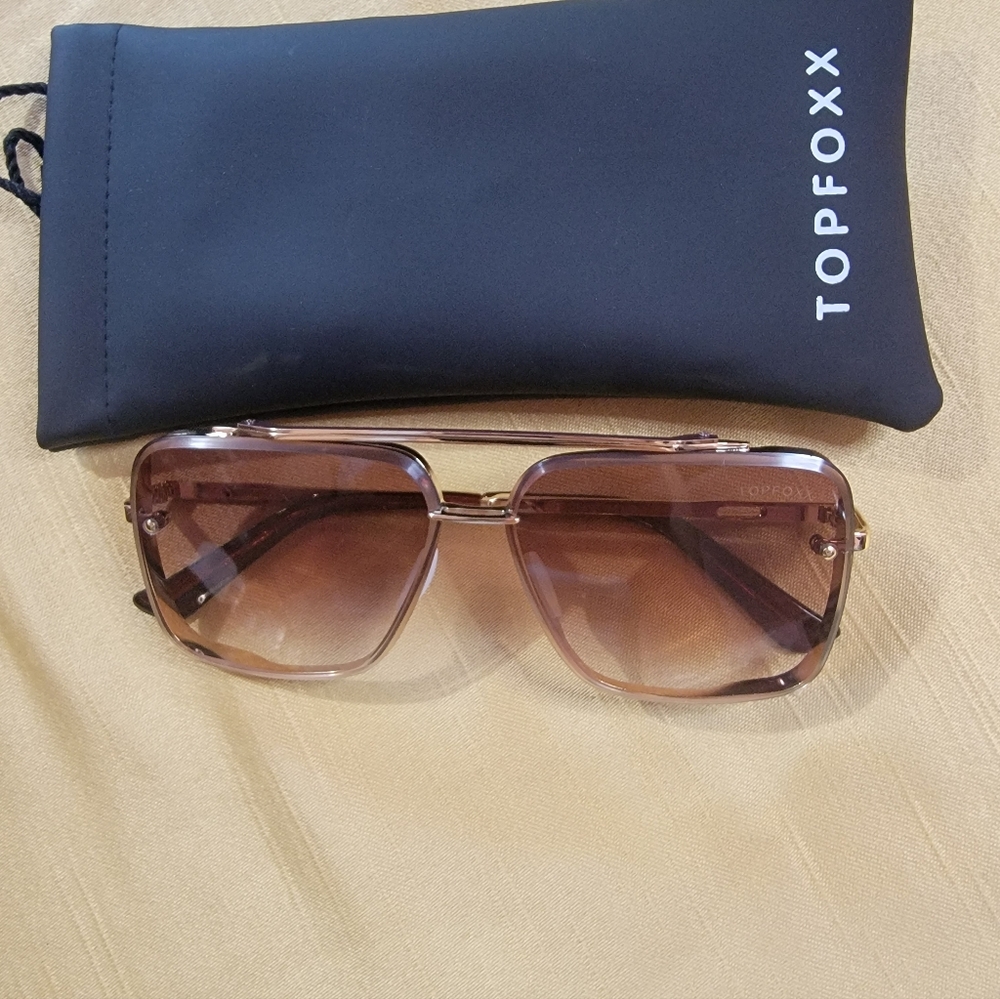 Topfoxx Women's Rose Gold Sunglasses - Picture 8 of 8